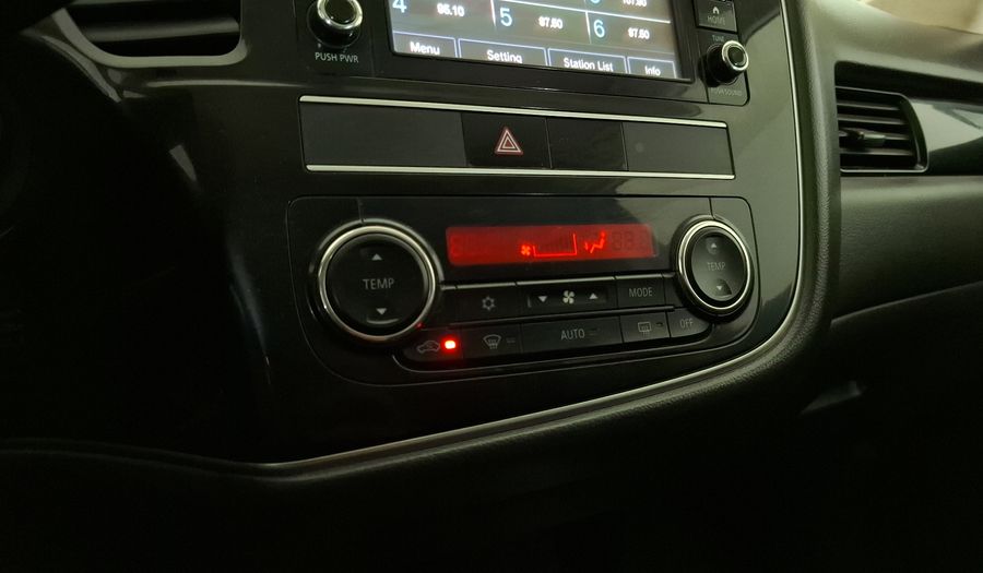 Mitsubishi Outlander 2.0 CVT Suv 2020