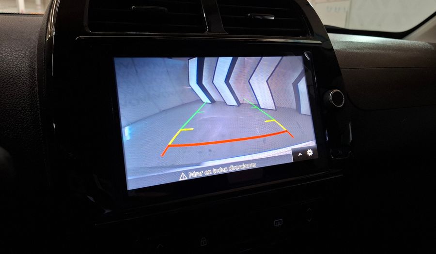 Renault Kwid 1.0 ICONIC OUTSIDER Hatchback 2025