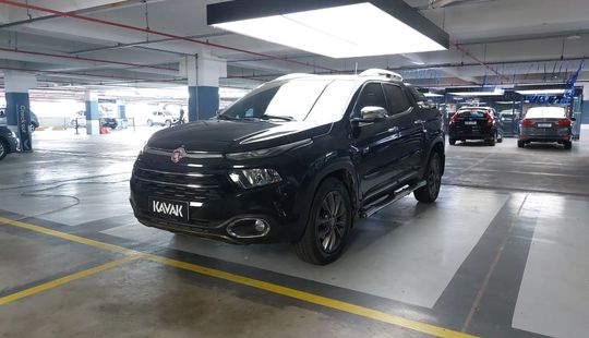 Fiat • Toro