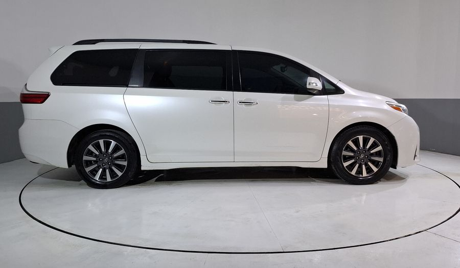 Toyota Sienna 3.5 LIMITED AUTO Minivan 2019