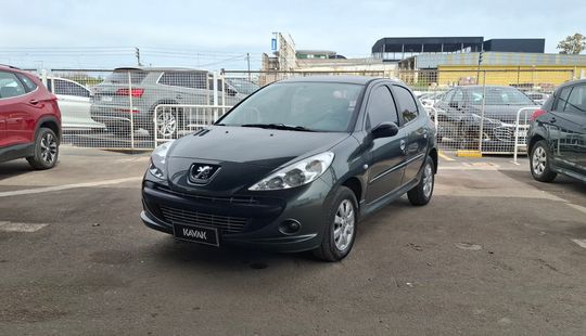 Peugeot • 207