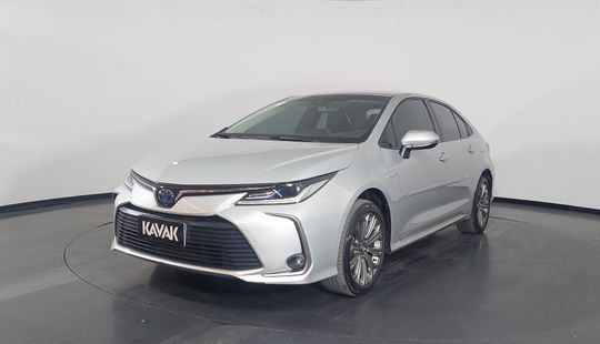 Toyota • Corolla