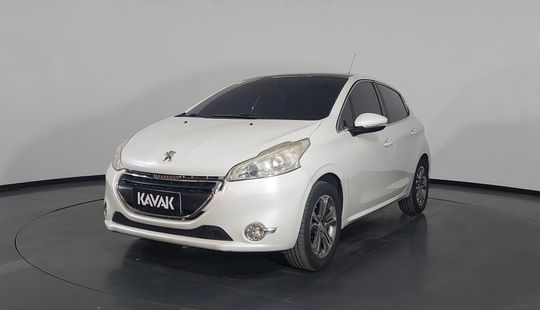 Peugeot • 208