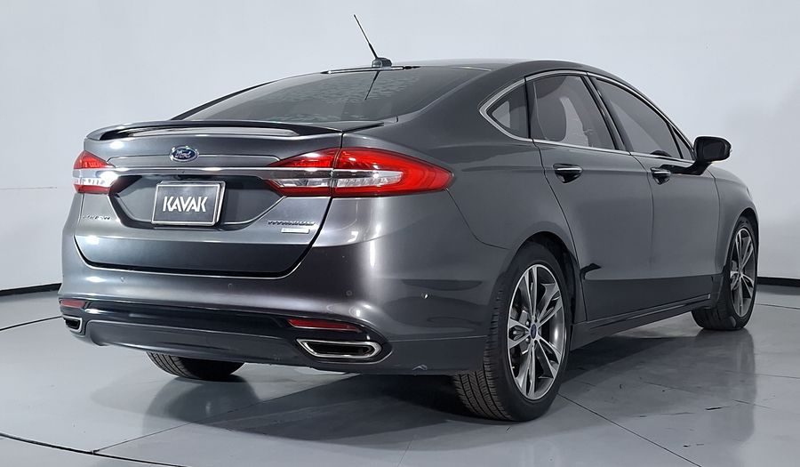 Ford Fusion 2.0 GTDI TITANIUM PLUS AT Sedan 2017
