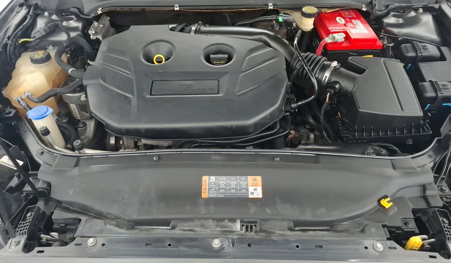 Ford Fusion 2.0 GTDI TITANIUM PLUS AT Sedan 2017