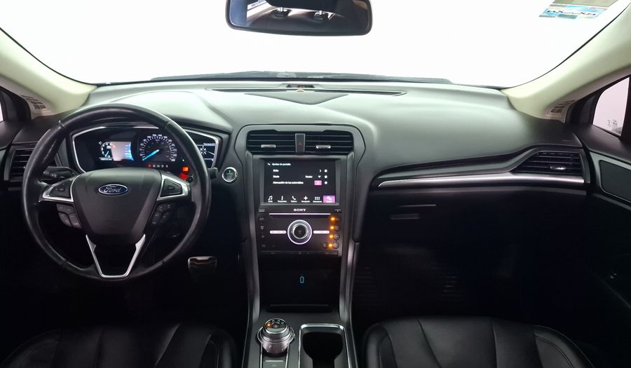 Ford Fusion 2.0 GTDI TITANIUM PLUS AT Sedan 2017