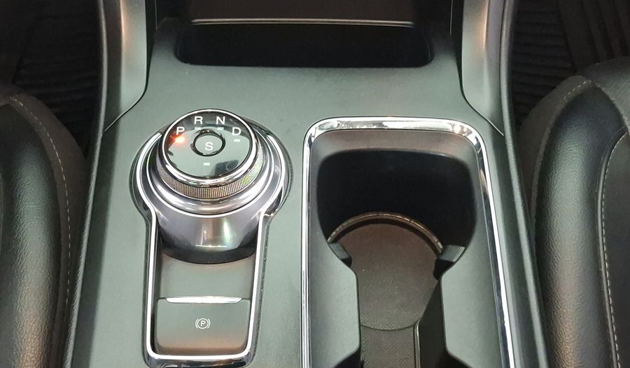 Ford Fusion 2.0 GTDI TITANIUM PLUS AT Sedan 2017