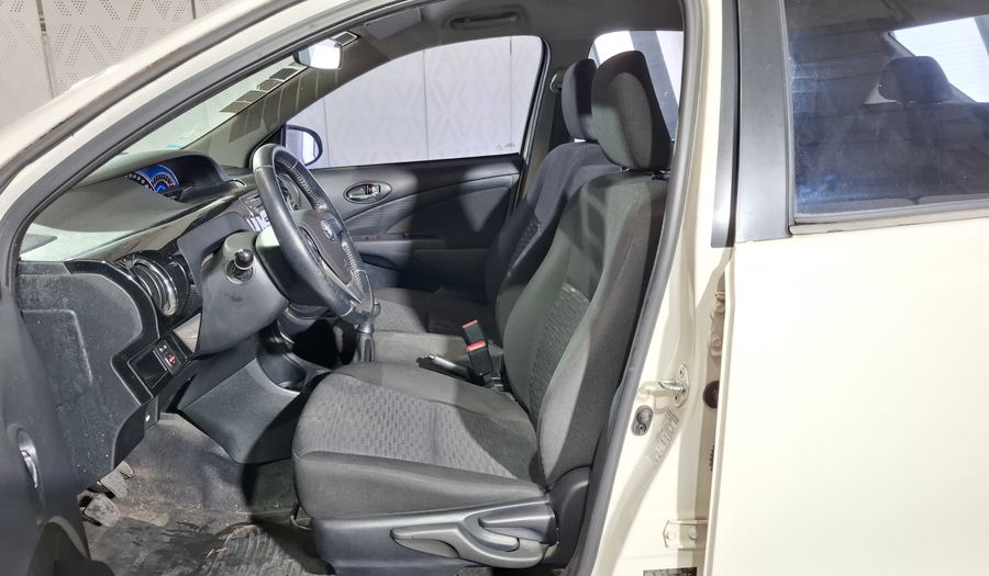 Toyota Etios 1.5 XLS Sedan 2015
