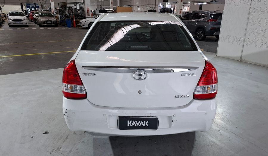 Toyota Etios 1.5 XLS Sedan 2015