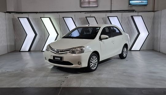 Toyota • Etios