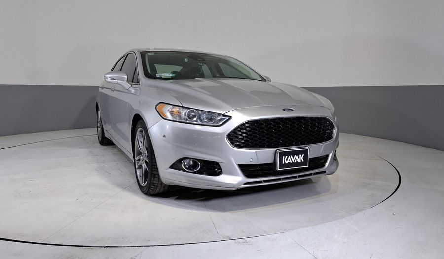 Ford Fusion 2.0 GTDI TITANIUM PLUS AT Sedan 2016