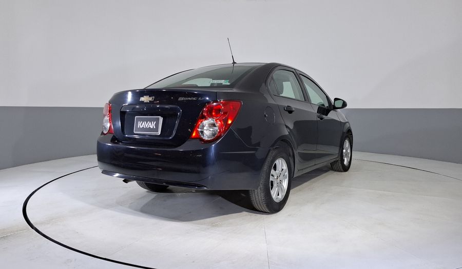 Chevrolet Sonic 1.6 MT D LT Sedan 2015