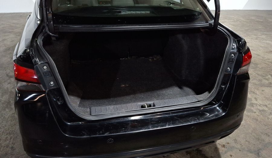 Nissan Versa 1.6 ADVANCE CVT Sedan 2021