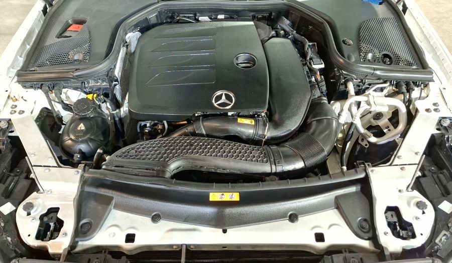 Mercedes Benz Clase E 2.0 200 EXCLUSIVE AUTO Sedan 2020