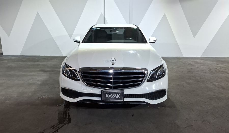 Mercedes Benz Clase E 2.0 200 EXCLUSIVE AUTO Sedan 2020