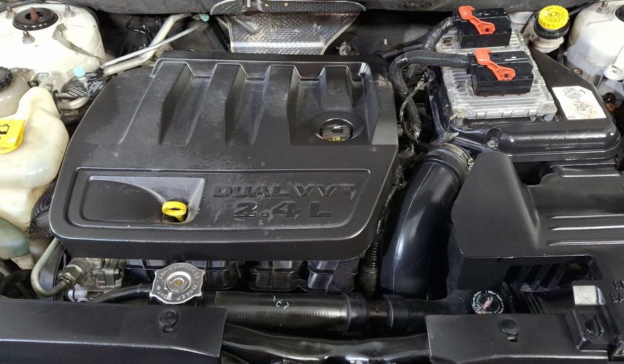 Jeep Compass 2.4 LIMITED PREMIUM FWD CVT Suv 2013