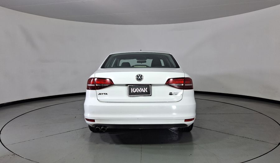 Volkswagen Jetta 2.5 TRENDLINE TIP. Sedan 2017