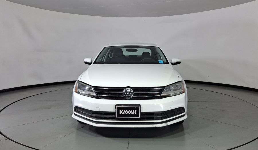 Volkswagen Jetta 2.5 TRENDLINE TIP. Sedan 2017