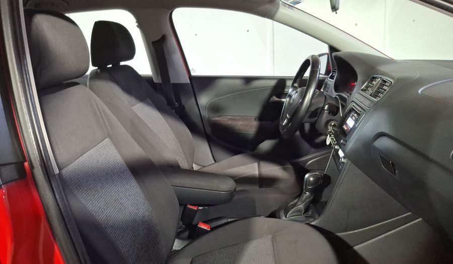 Volkswagen Polo 1.2 DSG Hatchback 2017