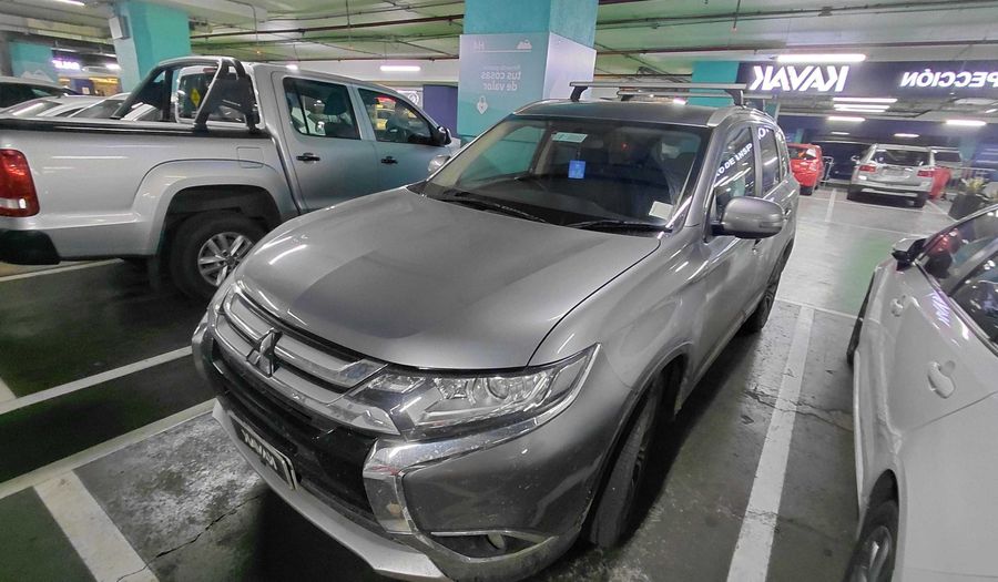 Mitsubishi Outlander 2.4 GLX CVT 4WD Suv 2018