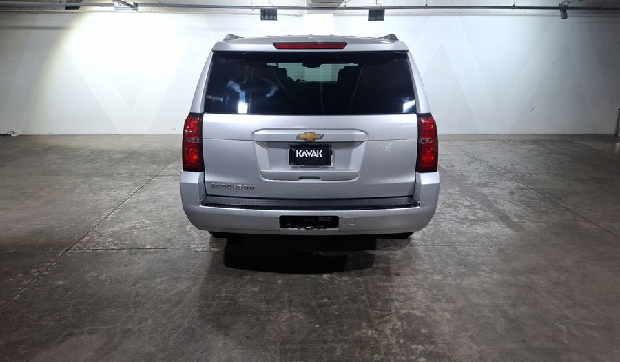 Chevrolet Suburban 5.3 B LT AT Suv 2015