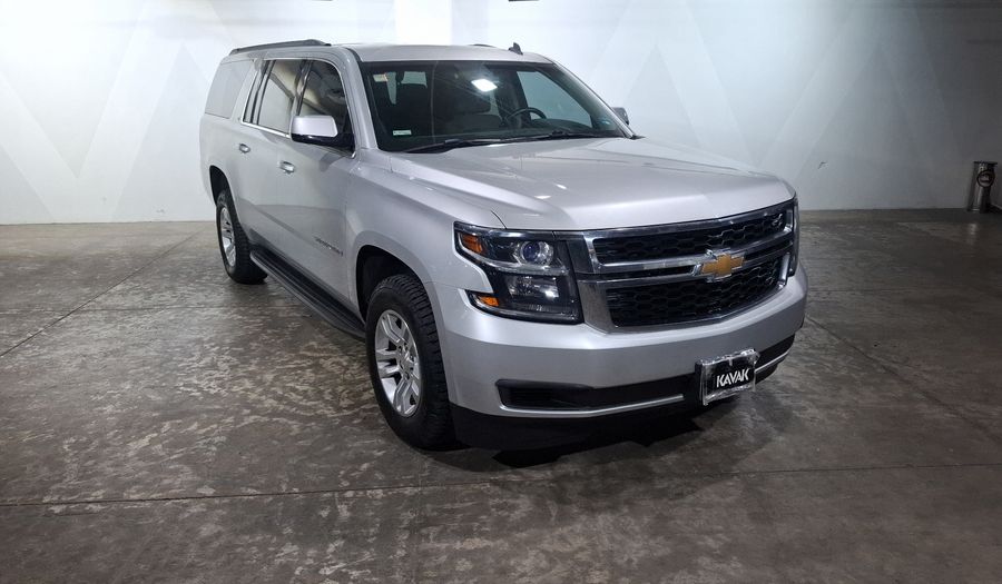 Chevrolet Suburban 5.3 B LT AT Suv 2015
