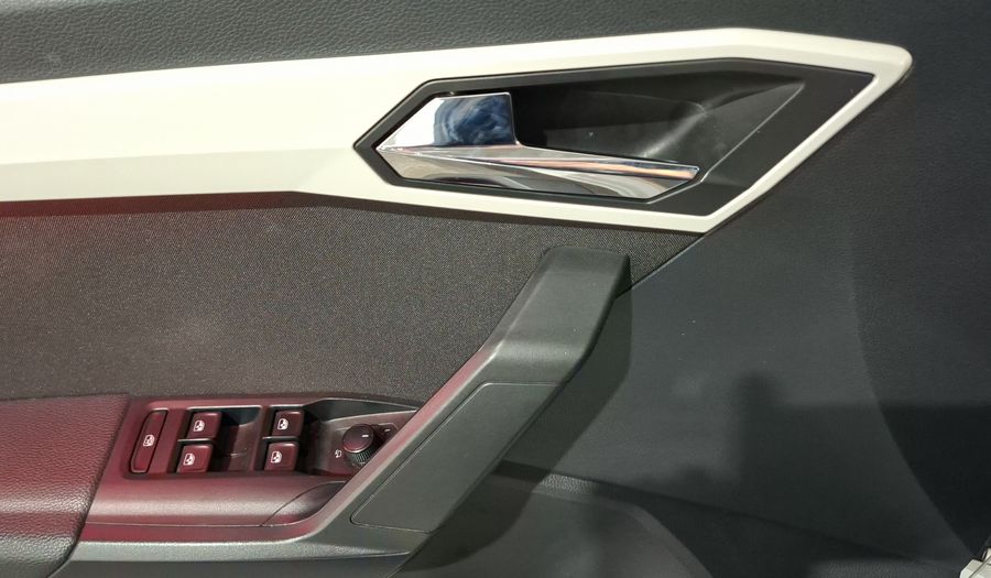 Seat Ibiza 1.6 XCELLENCE AUTO Hatchback 2021