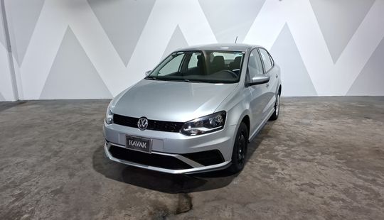 Volkswagen • Vento