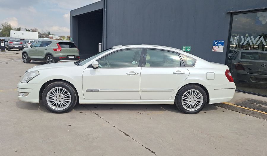 Samsung Sm7 2.3 LE AUTO PLUS Sedan 2012