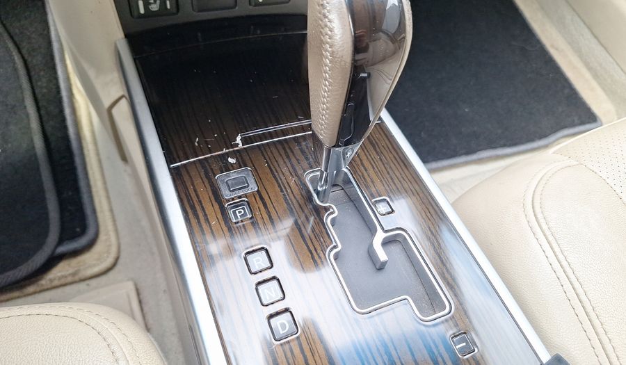 Samsung Sm7 2.3 LE AUTO PLUS Sedan 2012