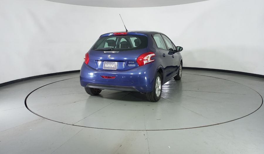 Peugeot 208 1.6 ALLURE MT Hatchback 2015