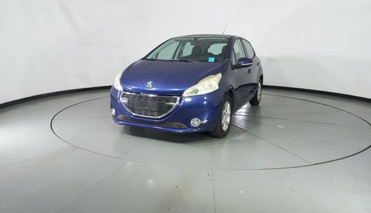 Peugeot • 208