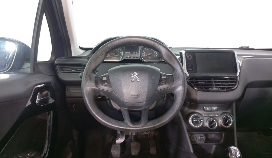 Peugeot 208 1.6 ALLURE MT Hatchback 2015