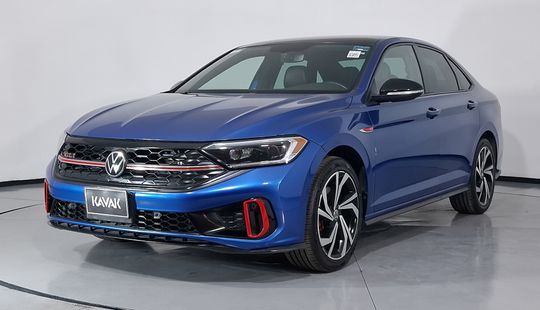 Volkswagen • Jetta