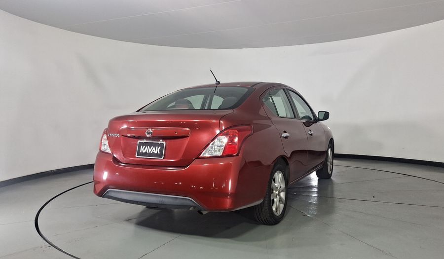 Nissan Versa 1.6 ADVANCE Sedan 2017