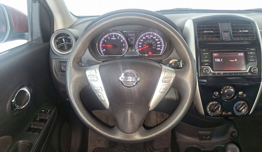 Nissan Versa 1.6 ADVANCE Sedan 2017