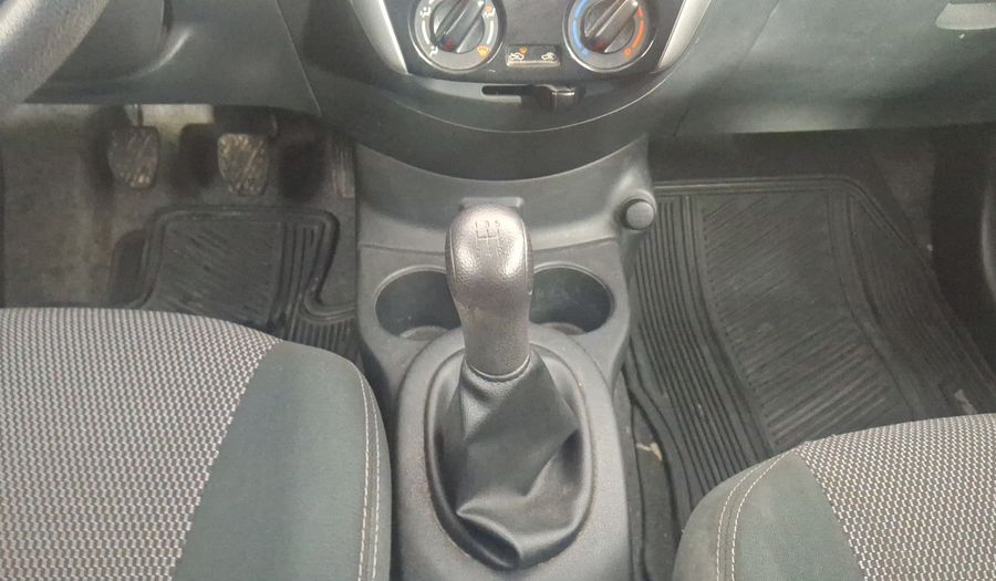 Nissan Versa 1.6 ADVANCE Sedan 2017