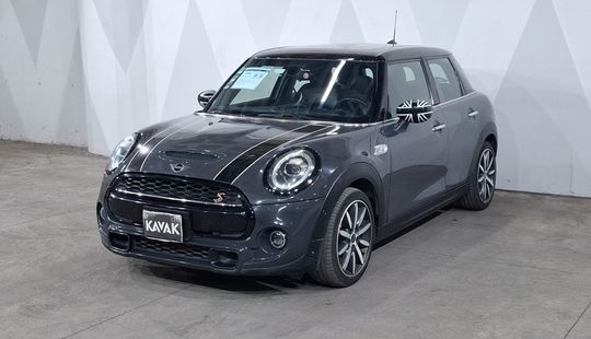 Mini • Cooper S