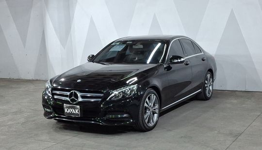Mercedes Benz • Clase C