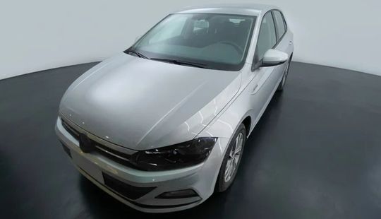 Volkswagen • Polo