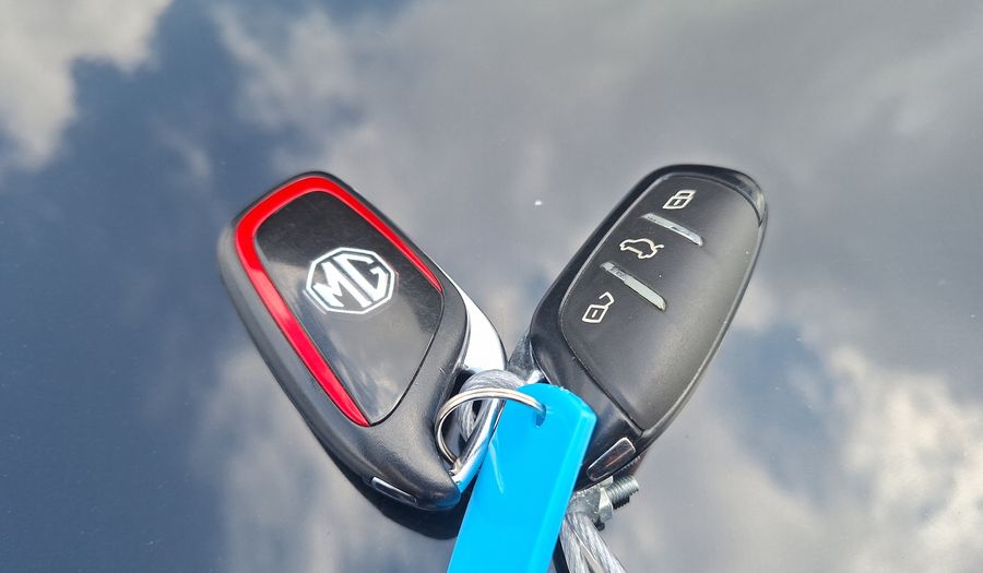 Mg Hs 1.5T COM Suv 2022