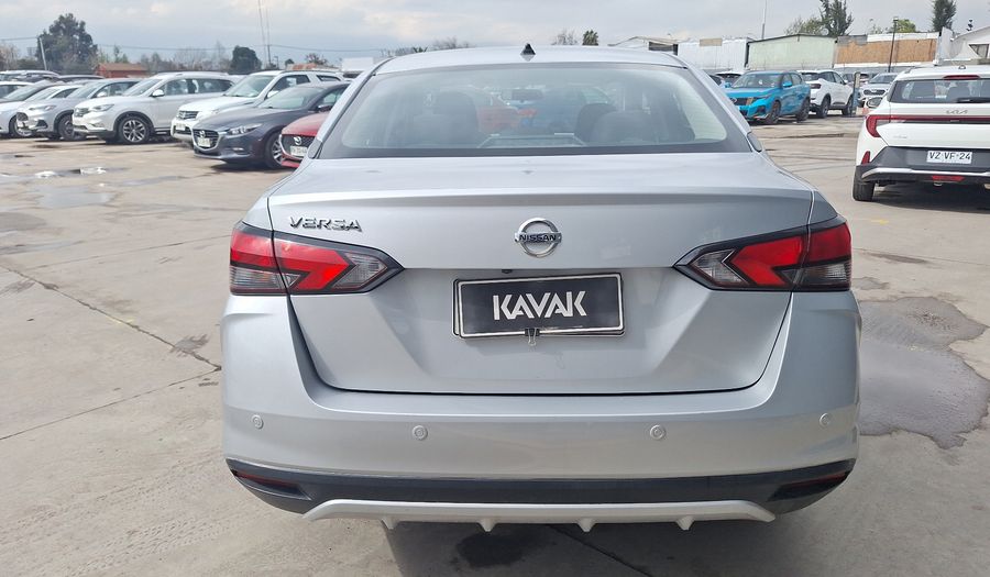 Nissan Versa 1.6 ADVANCE CVT Sedan 2022