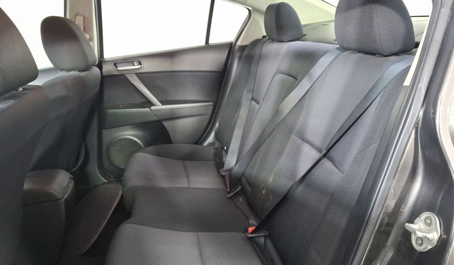 Mazda 3 2.0 SEDAN I TOURING TA Sedan 2010