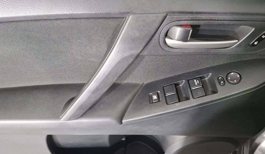Mazda 3 2.0 SEDAN I TOURING TA Sedan 2010