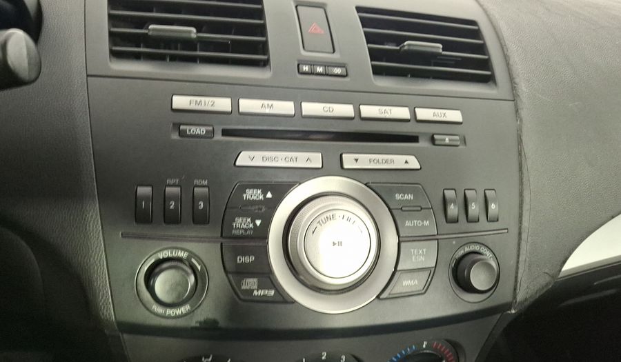Mazda 3 2.0 SEDAN I TOURING TA Sedan 2010