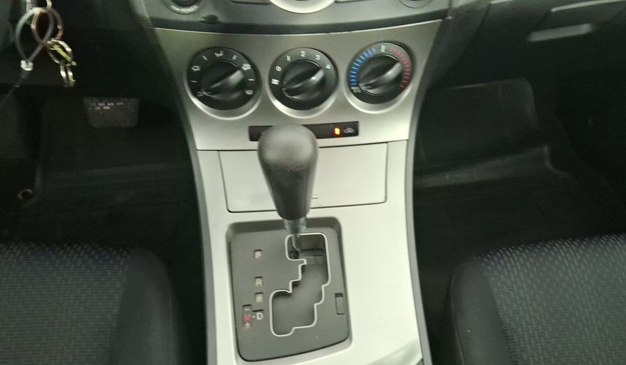 Mazda 3 2.0 SEDAN I TOURING TA Sedan 2010