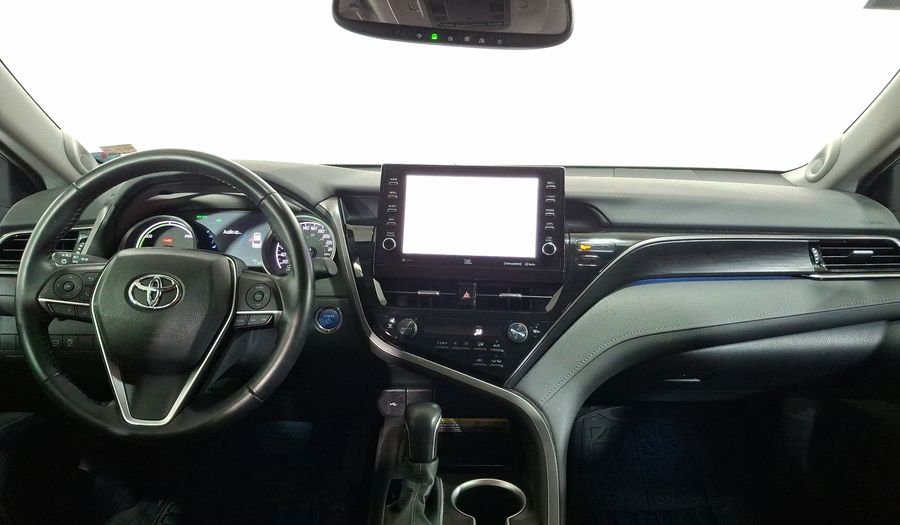 Toyota Camry 2.5 HEV XLE AUTO Sedan 2021