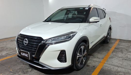 Nissan • Kicks Play