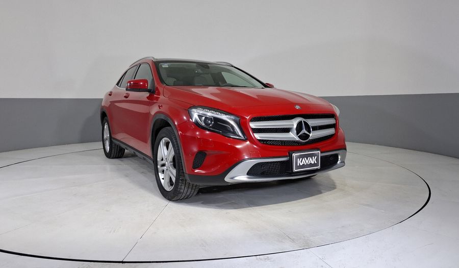Mercedes Benz Clase C 2.0 200 CGI SPORT AT Sedan 2016
