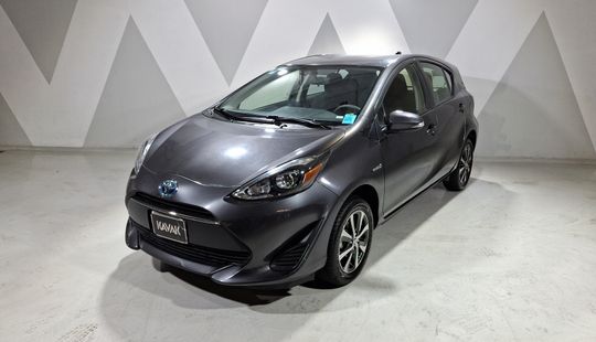Toyota • Prius C